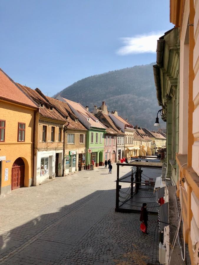 Aristocrat Vintage Apartment Brasov Exterior photo